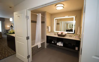 Photo 5 - Holiday Inn Express & Suites Denver South - Castle Rock by IHG