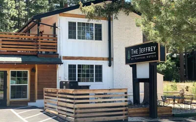 Photo 2 - The Jeffrey Hotel