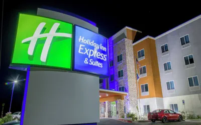 Photo 2 - Holiday Inn Express & Suites Raymondville by IHG