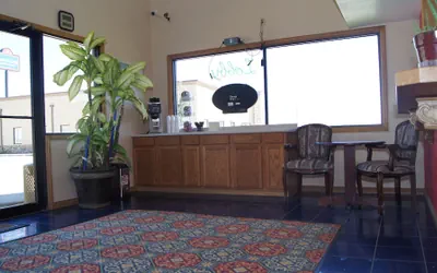 Photo 2 - Holiday Lodge & Suites