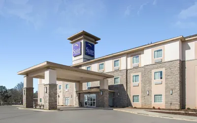 Photo 2 - Sleep Inn & Suites Meridian - Bonita Lakes