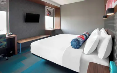 Photo 3 - Aloft by Marriott Buffalo Airport