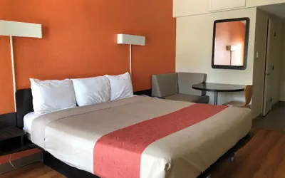 Photo 5 - Days Inn by Wyndham Brawley