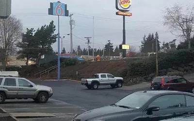 Photo 2 - Motel 6 Bremerton, WA