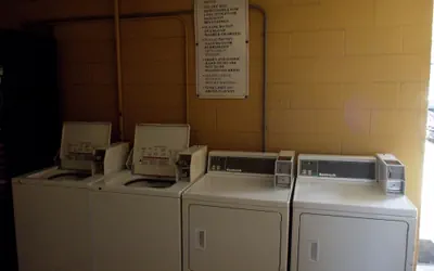 Photo 2 - Econo Lodge Mansfield