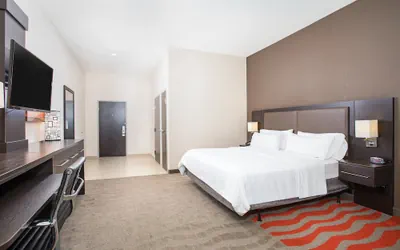 Photo 4 - Holiday Inn Express & Suites Glasgow by IHG