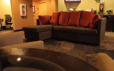Photo 4 - Little Missouri Inn & Suites