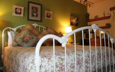 Photo 3 - All Seasons Inn