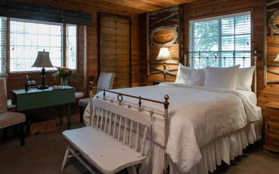 Photo 5 - J Patrick Inn