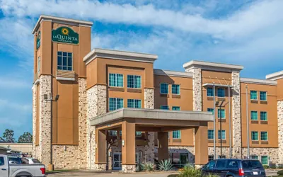 Photo 2 - La Quinta Inn & Suites by Wyndham Houston Humble Atascocita