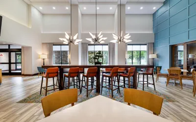 Photo 4 - Hampton Inn & Suites Dallas/Plano-East
