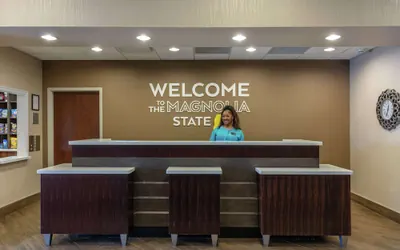 Photo 4 - Hampton Inn & Suites Columbus