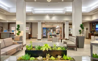 Photo 3 - Hilton Garden Inn Irvine/Orange County Airport