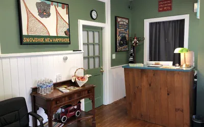 Photo 3 - School House Inn