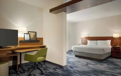 Photo 5 - Fairfield Inn & Suites Bristol