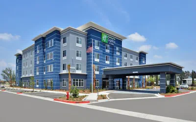 Photo 2 - Holiday Inn Express & Suites Loma Linda- San Bernardino S by IHG