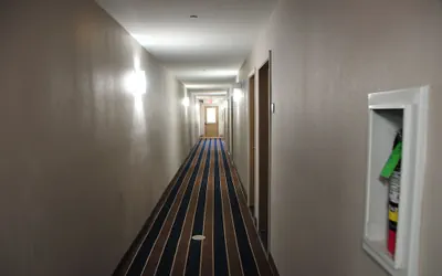 Photo 3 - Paradise Inn & Suites