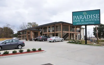 Photo 2 - Paradise Inn & Suites