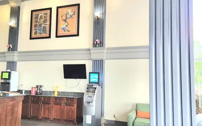 Photo 3 - Americas Best Value Inn & Suites Phenix City