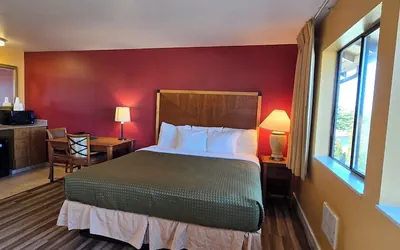Photo 4 - Olympic View Inn