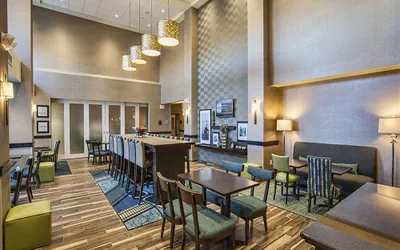 Photo 4 - Hampton Inn Hibbing