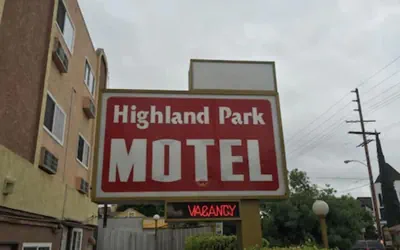 Photo 2 - Highland Park Motel