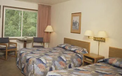 Photo 3 - Aspen Inn