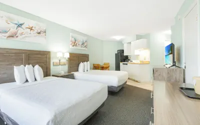 Photo 5 - Ocean Court Beachfront Hotel