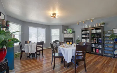 Photo 4 - Castle Creek B&B