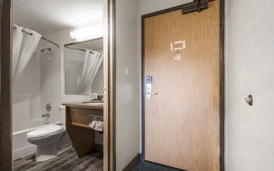Photo 4 - Aladdin Inn