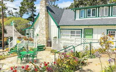 Photo 2 - Carmel Green Lantern Inn