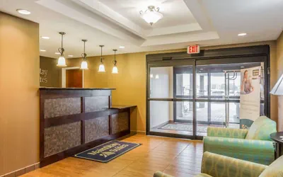 Photo 3 - MainStay Suites Grand Island