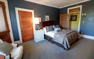 Photo 5 - Inn at 835 Boutique Hotel