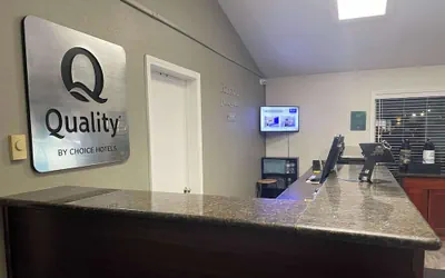 Photo 4 - Quality Inn Ontario