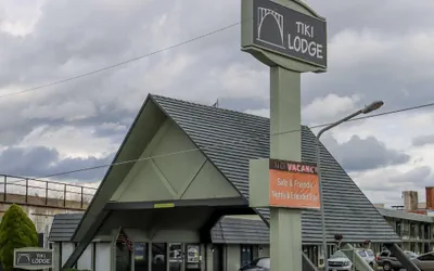 Photo 2 - Tiki Lodge