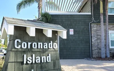 Photo 2 - Coronado Island Inn
