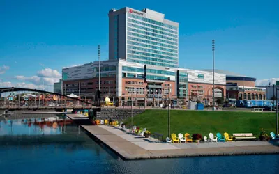 Photo 2 - Buffalo Marriott at LECOM HARBORCENTER