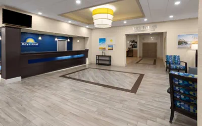 Photo 5 - Days Hotel by Wyndham Toms River Jersey Shore
