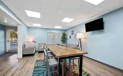 Photo 4 - WoodSpring Suites Hobbs