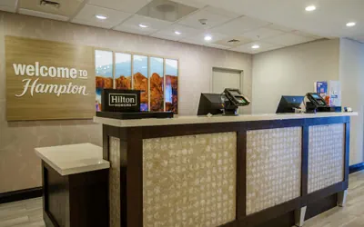 Photo 4 - Hampton Inn & Suites Monroe