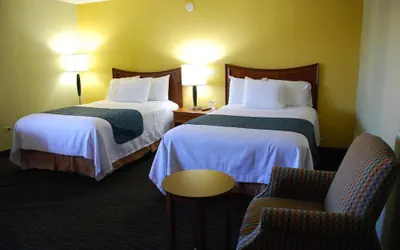 Photo 4 - Chief Motel