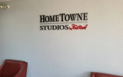 Photo 4 - HomeTowne Studios by Red Roof Prattville
