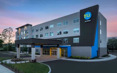 Photo 2 - Tru by Hilton Jacksonville West I 295