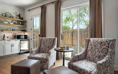 Photo 2 - The Stables Suite Two