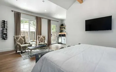 Photo 5 - The Stables Suite One