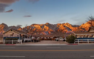 Photo 2 - Mt Williamson Motel and Basecamp