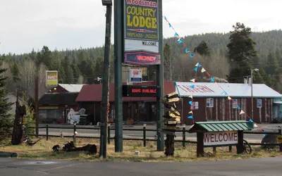 Photo 2 - The Woodsman Country Lodge