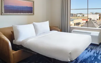 Photo 4 - Fairfield Inn & Suites by Marriott Decatur