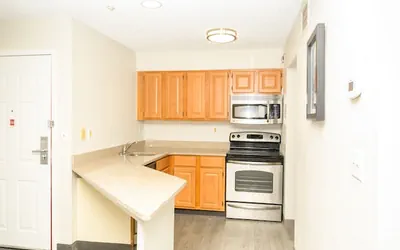 Photo 4 - Philadelphia Suites-Extended Stay