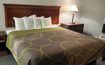 Photo 4 - Heritage Inn Milledgeville GA